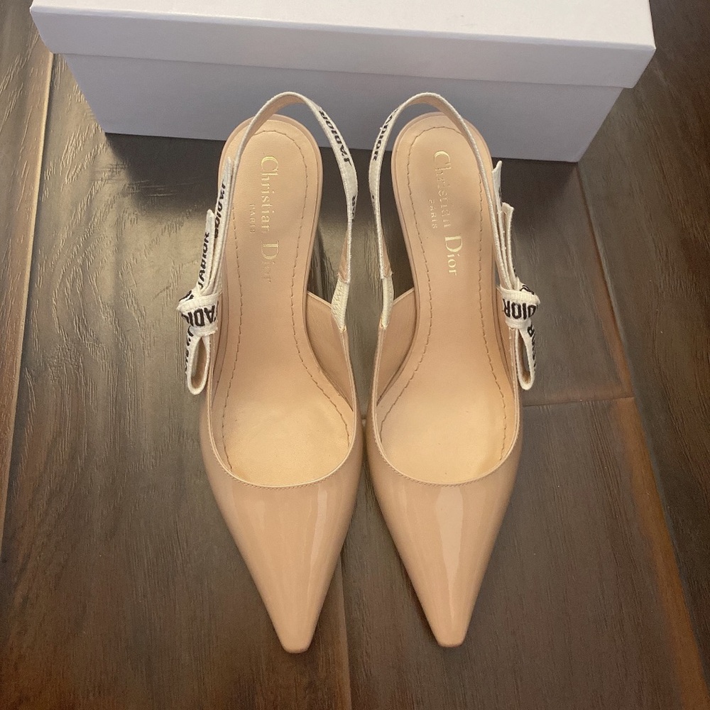 Dior slingback pump